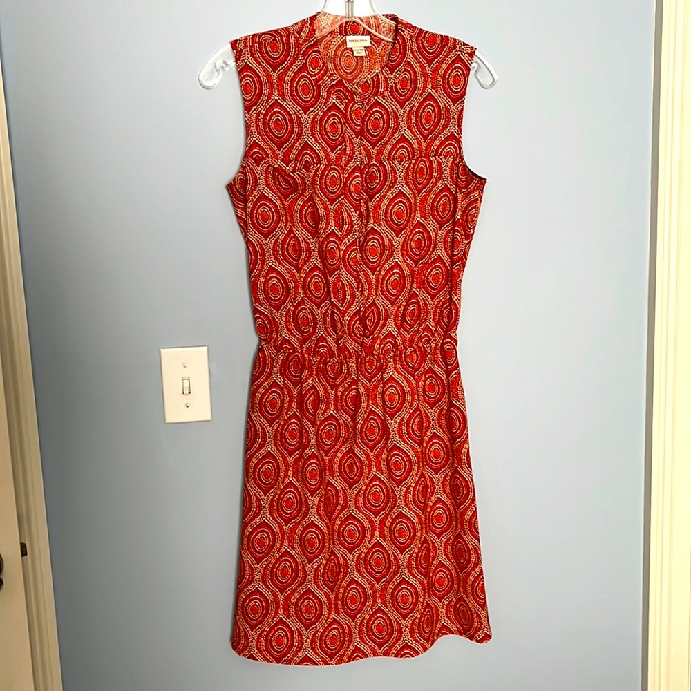 Great sleeveless rust colored dress. XS